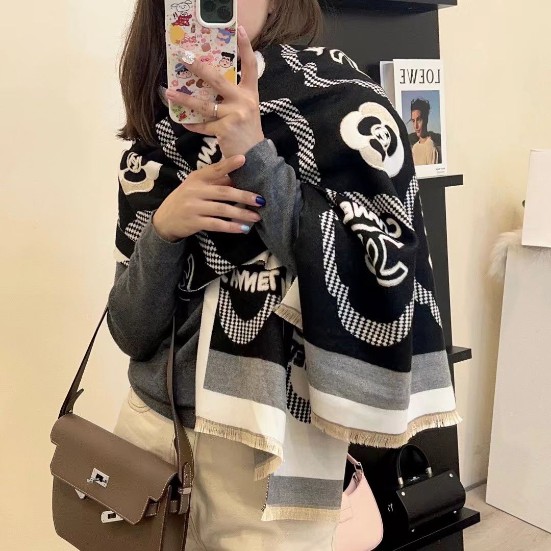 Trendy and versatile long double-sided shawl retro warm scarf PD0823111706