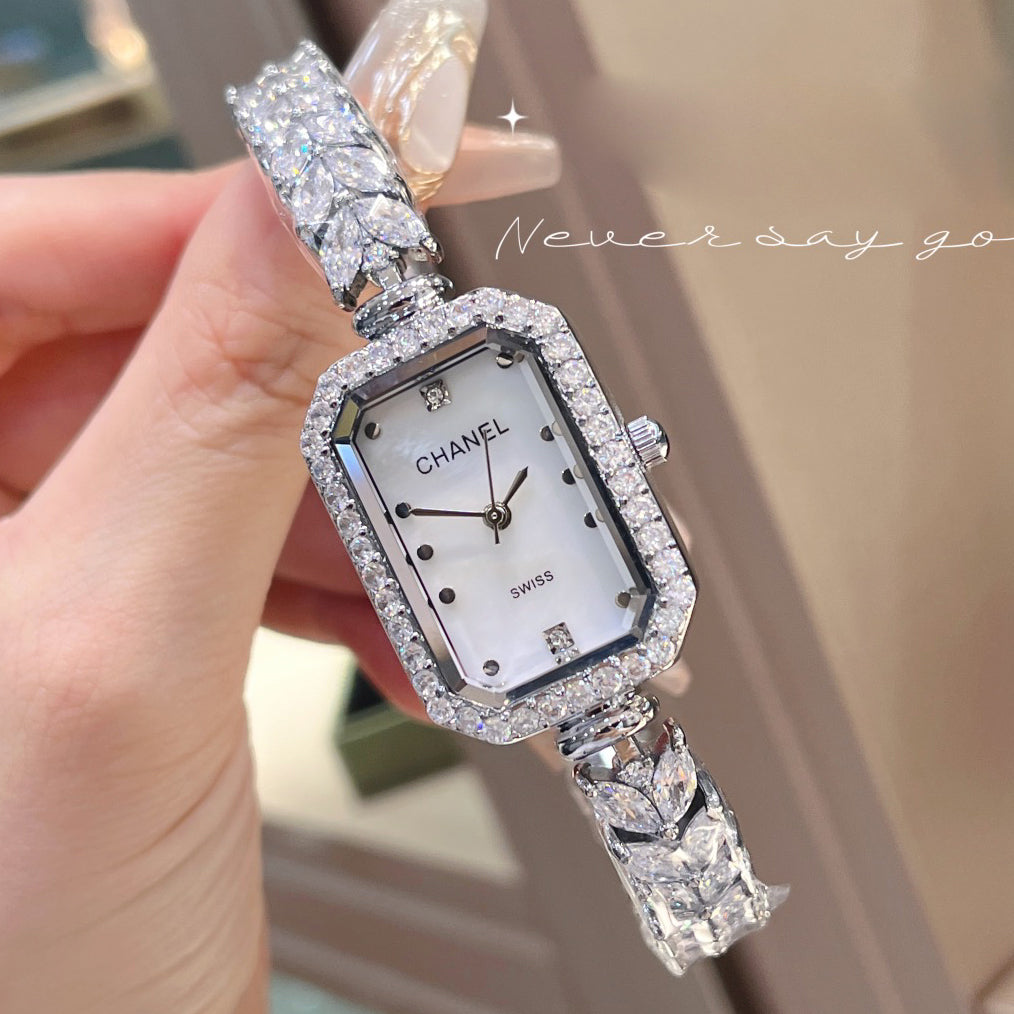 Noble Lady's Wristwatch 1025092608