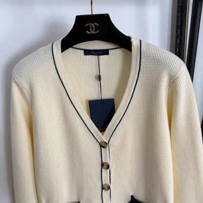 New Color-Blocked Pocket V-Neck Long-Sleeve Knit Sweater 1025092323