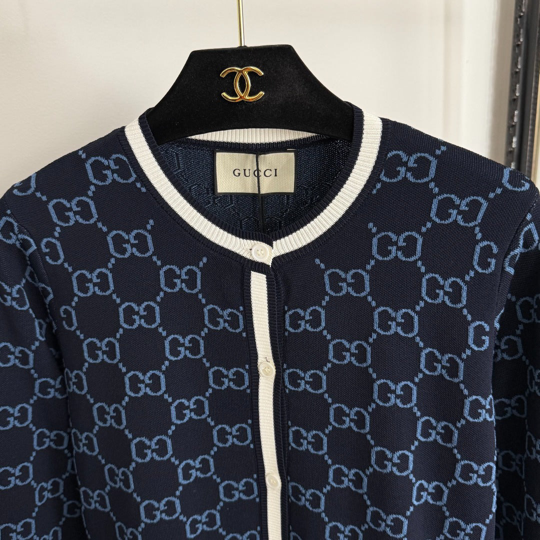 Color-blocked floral print crew neck knit sweater 1025092325