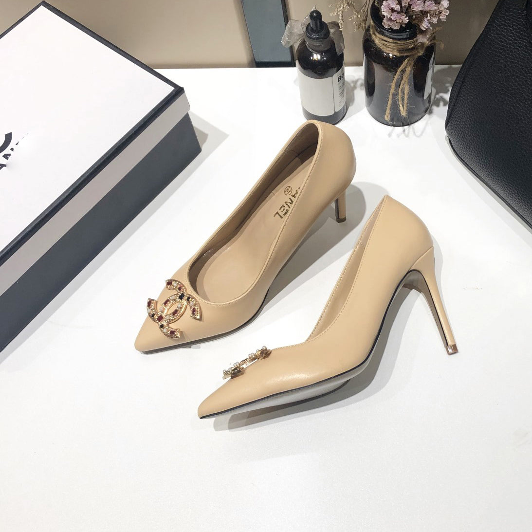 Fashion Pointed Sandals