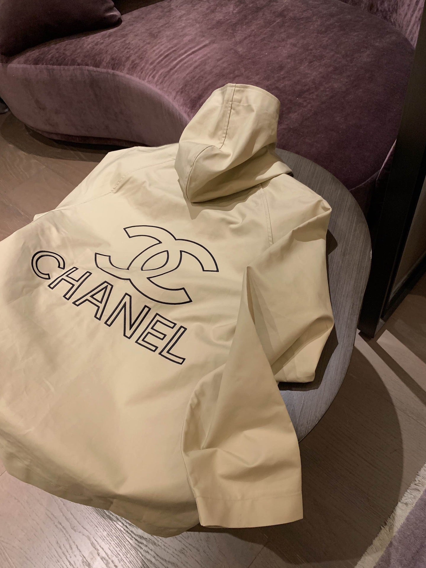 hooded silhouette trench coat XC0823092725