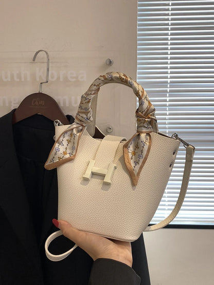 All-match Fashion Portable Messenger Bag 1024041612