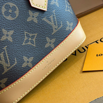 L Alma Shell Bag 1824071601