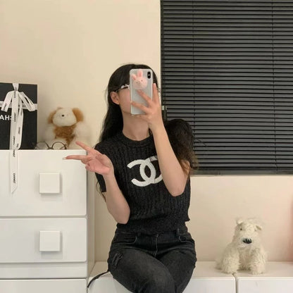 New Embroidered Crewneck Sweater Women's Short-sleeved 1024032511