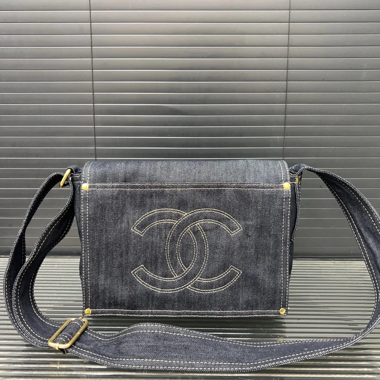 Unisex Crossbody Shoulder Bag 1025043007