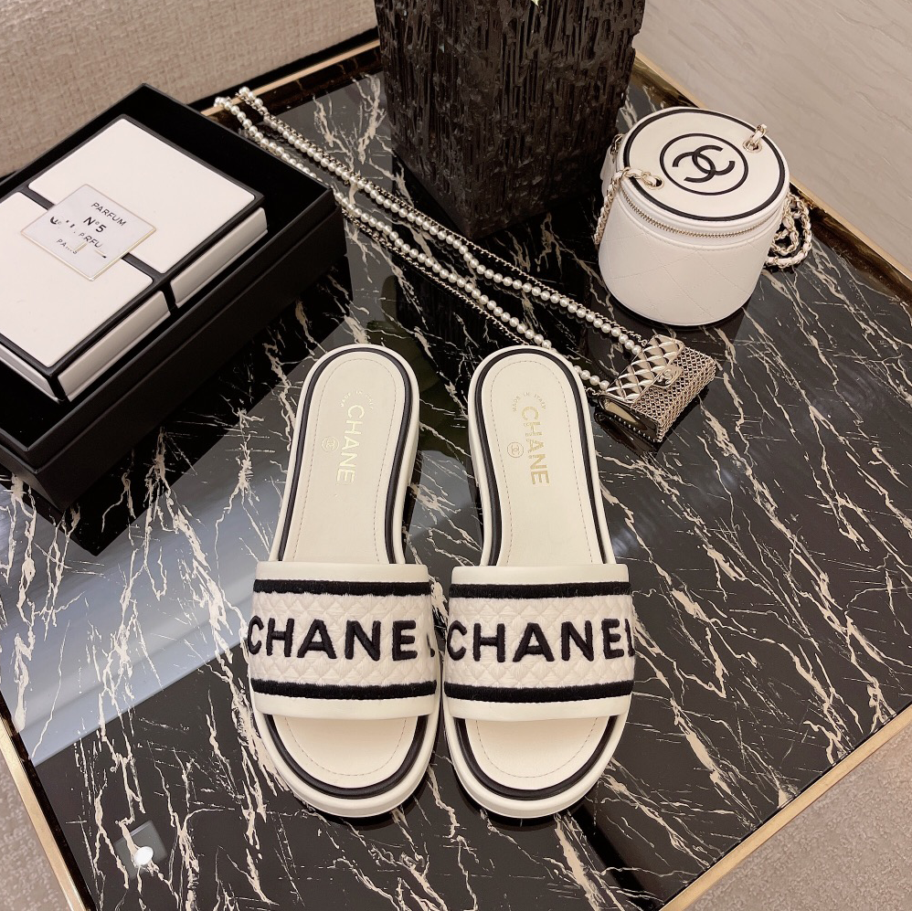 Ladies Alphabet Slippers XC0723051804