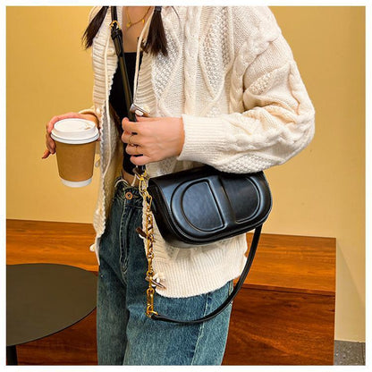 New Fashion Shoulder Crossbody Saddle Bag 1024070320