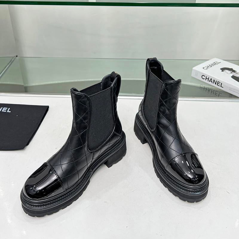 Fashion classic versatile women's boots 1023120420