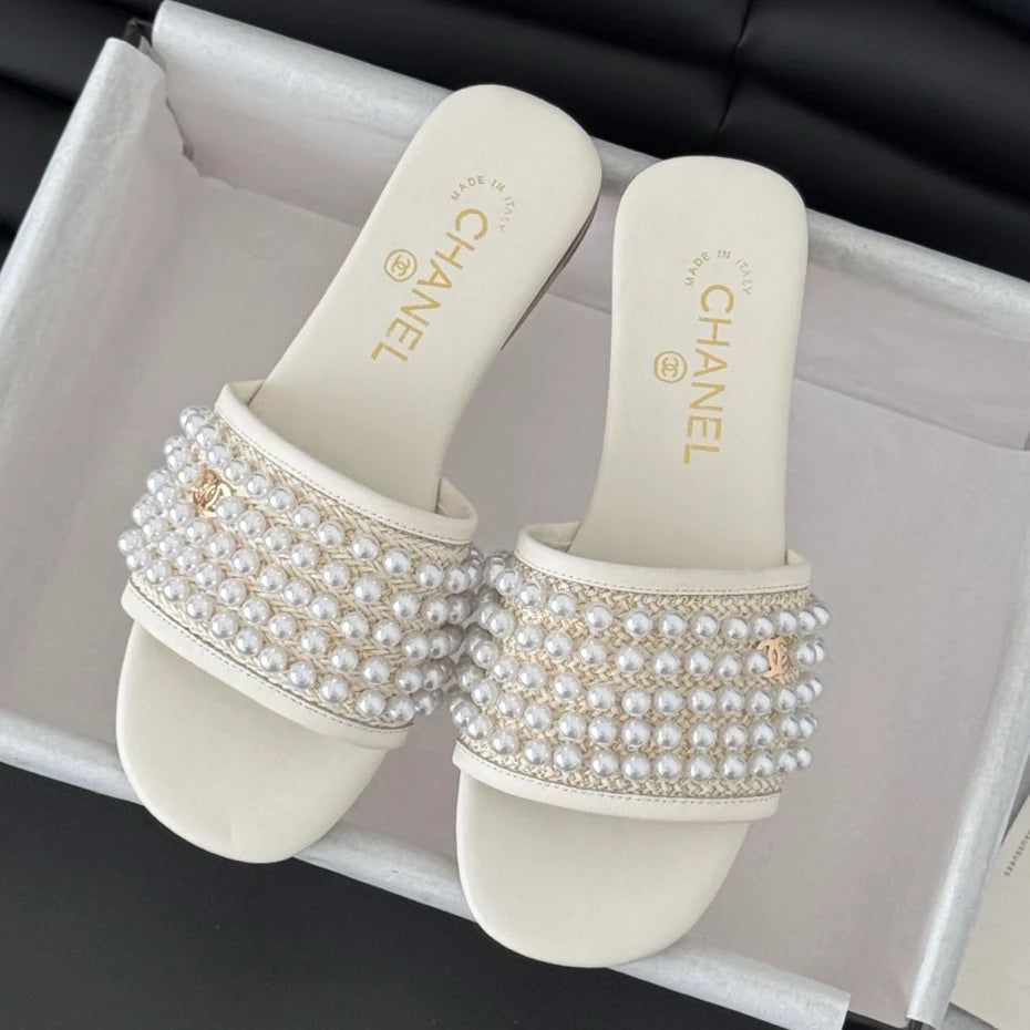 Haute Couture Pearl Collection Slippers 1025041701