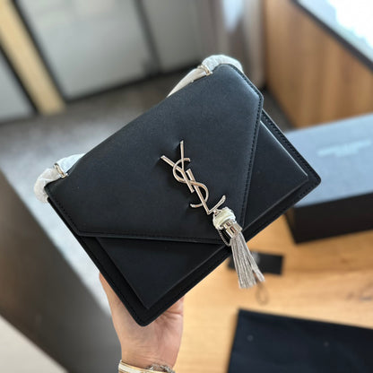 Flip chain tassel bag 1824042602