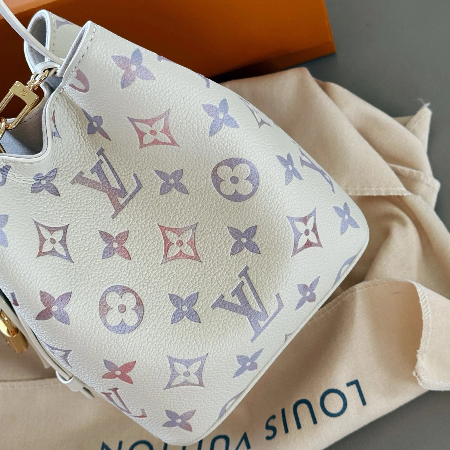 New Stardust Purple Color Bucket Bag 1025070401