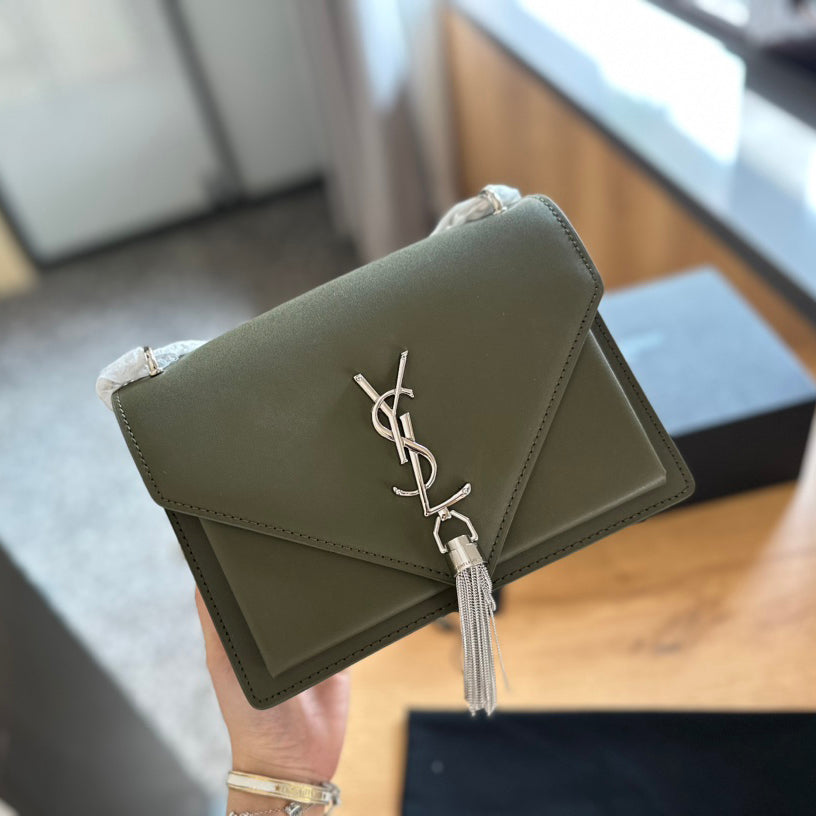 Flip chain tassel bag 1824042602