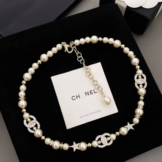 Light luxury niche high-end CC letter pearl necklace PD0823112205