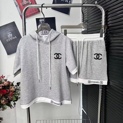 New Sweater Shorts Embroidery Sports Leisure Suit 1024031203