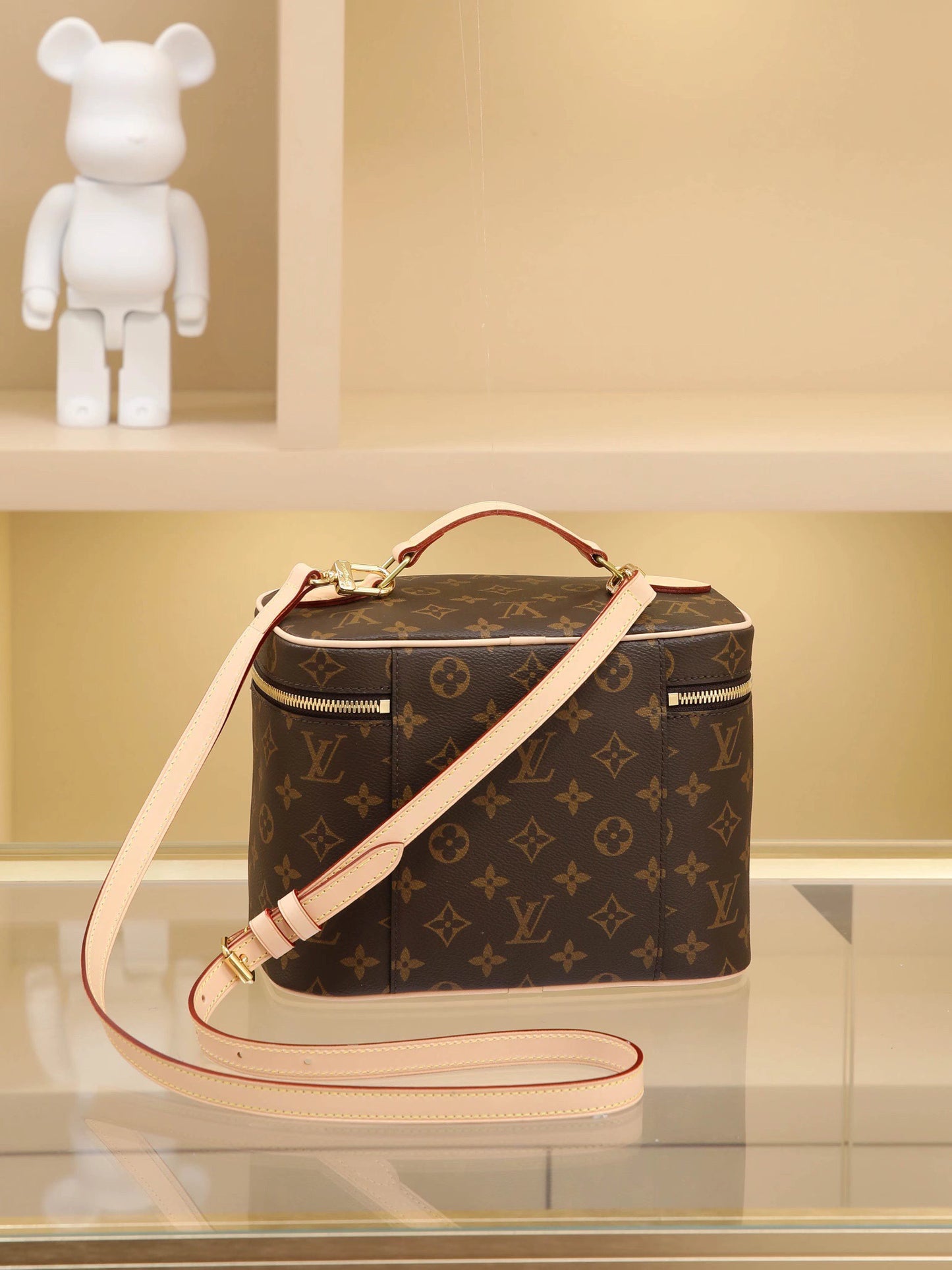 Lvv fashion nice cosmetic bag 0725040101