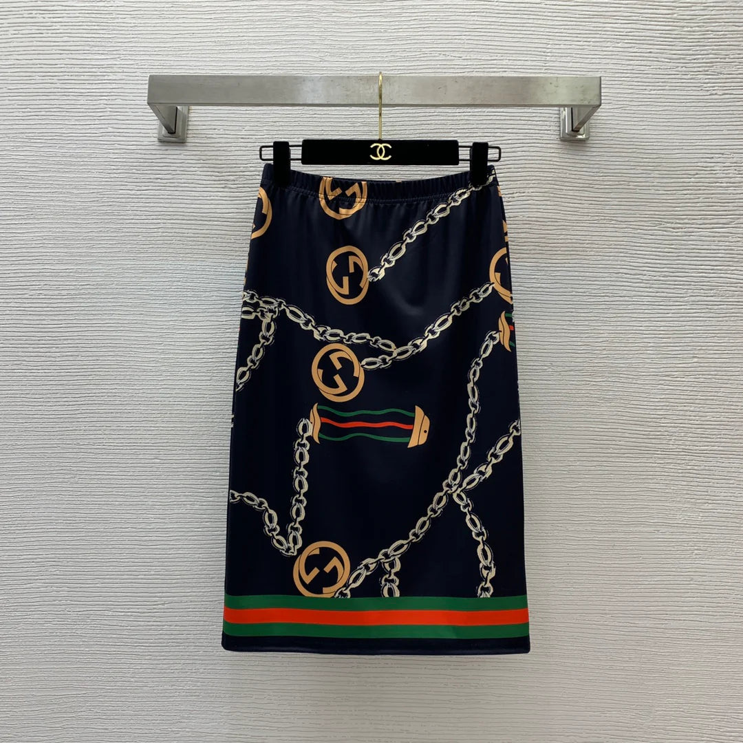 New G Letter Chain Print Fashion Set 1025070203