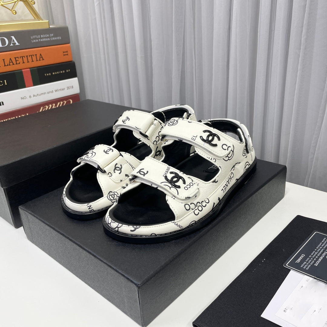 new sandals XC07032218