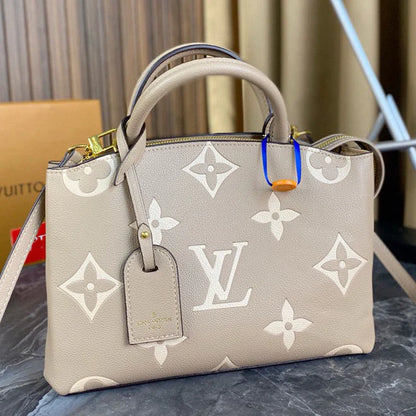 Fashion Grand Palais handbag 1024101123