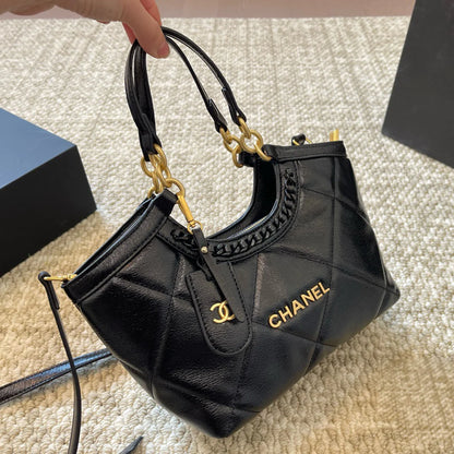 New Fashion Versatile Handbag 1024030424