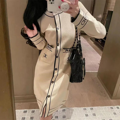 Women's fashionable and elegant round neck single breasted long knitted cardigan 1023112722