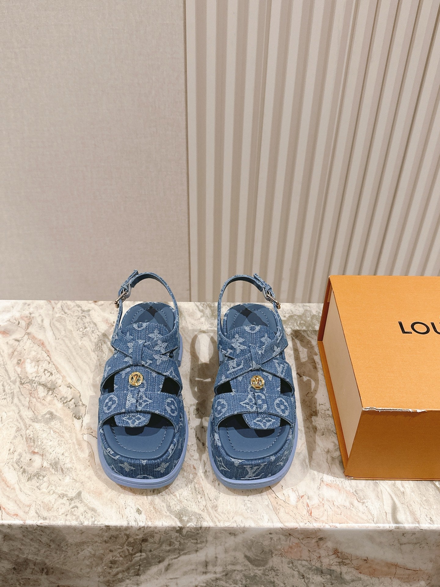 Lvv fashion thick-soled sandals 0725042802