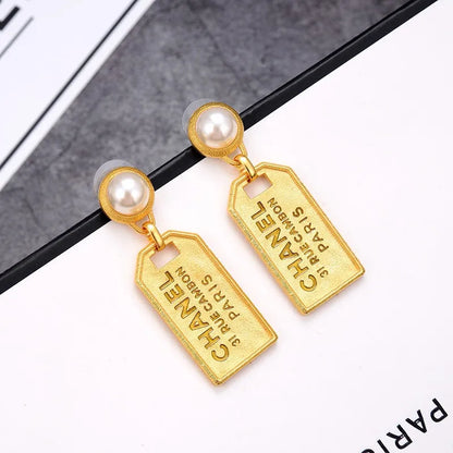 New pearl studded earrings 1025032005