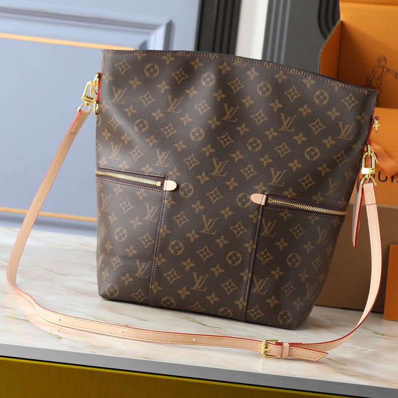 The all-new Melie handbag 1025092202