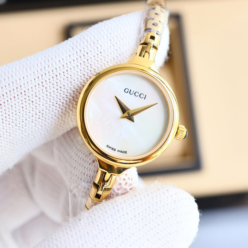 Classic Bracelet Watch 1025092618