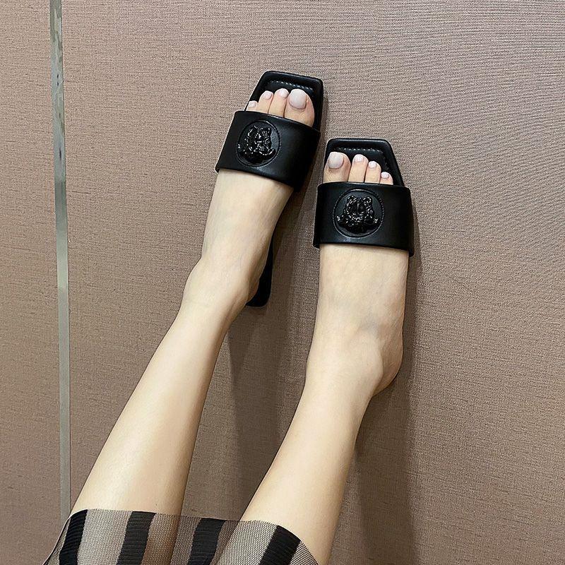 New Sandals Fashion Square Toe Beach One-word Sandals 1024040206