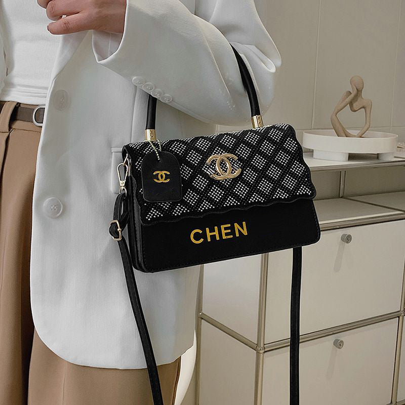Fashion trend small square bag PD10052608