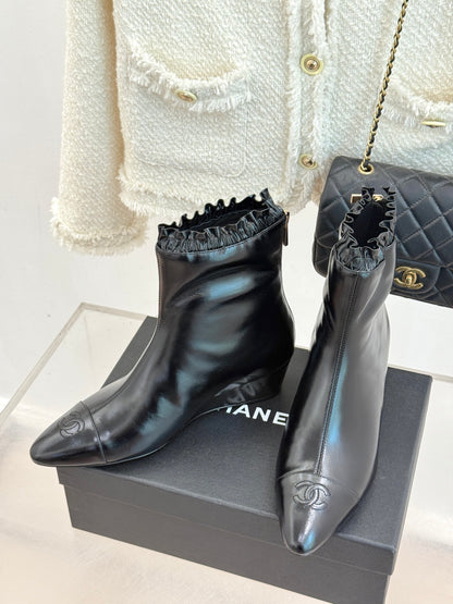 The new stylish pointed ankle boots of CNL25ss 0725090809