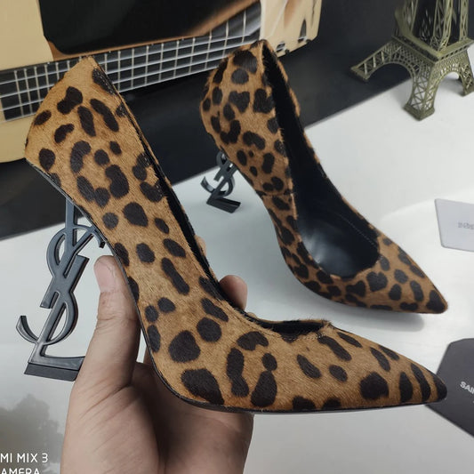 New Fashion Versatile High Heels 1024011512