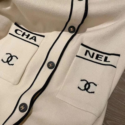 Women's fashionable and elegant round neck single breasted long knitted cardigan 1023112722