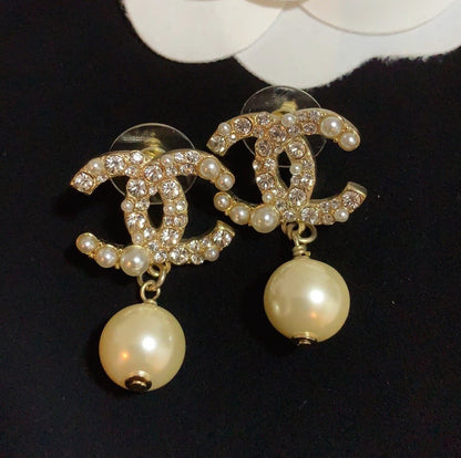 Pearl Pendant Earrings