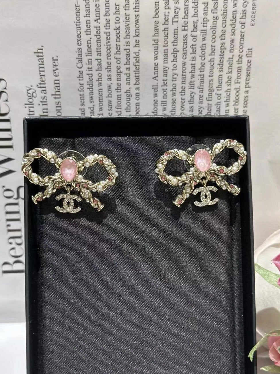 New Enamel Earrings With Heart-shaped Earrings 1024010312