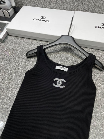 Summer new simple hot stamped letter knitted vest 0724042301