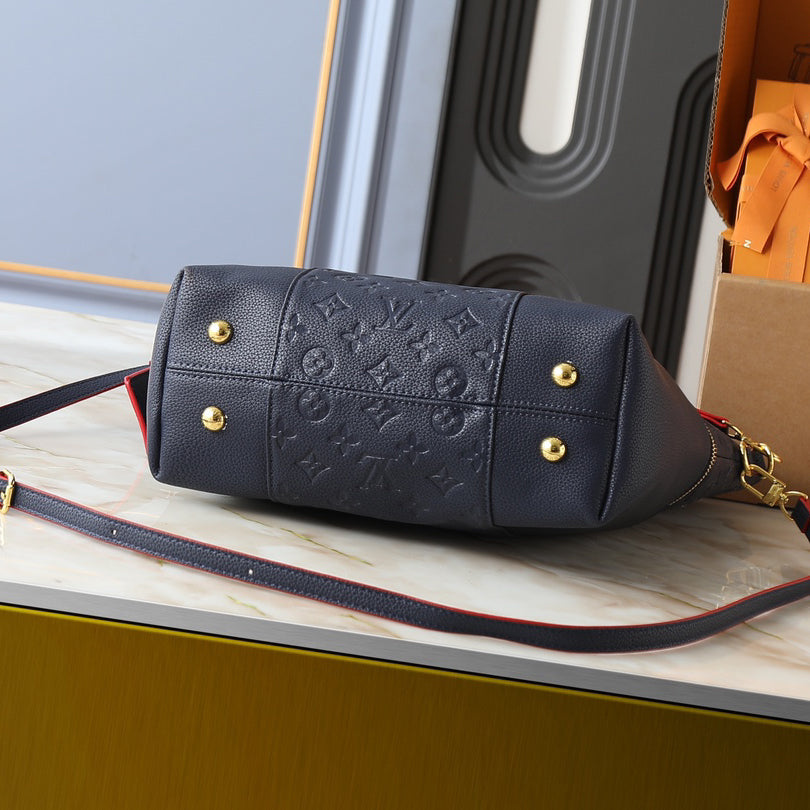 The all-new Melie handbag 1025092202