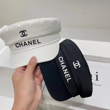 Fashionable flat top beret 1024103105