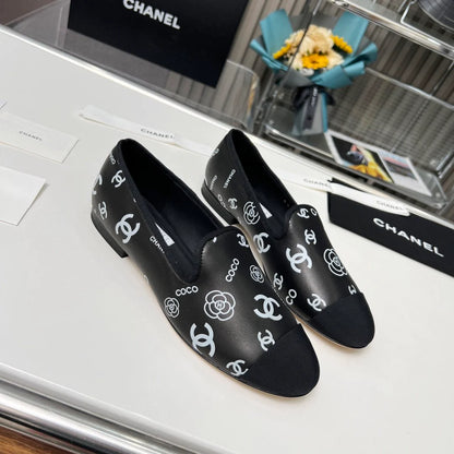 New fashionable and versatile leather loafers 1024031901