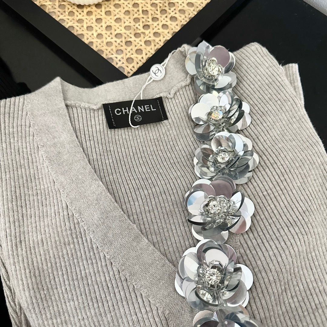 CNL Camellia Sweater 0724090301