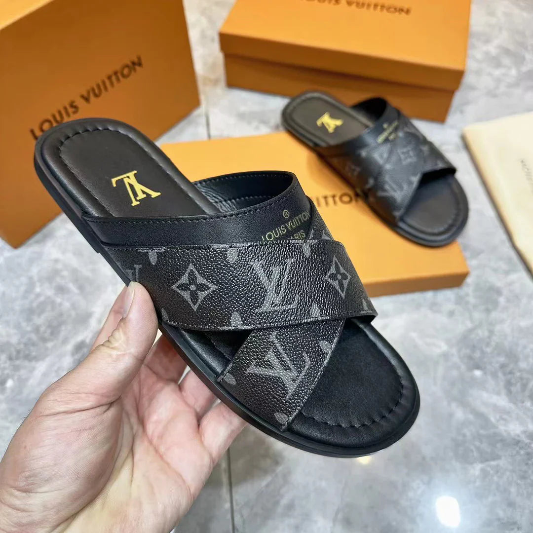 New fashion and casual men's sandals and slippers 1024042617