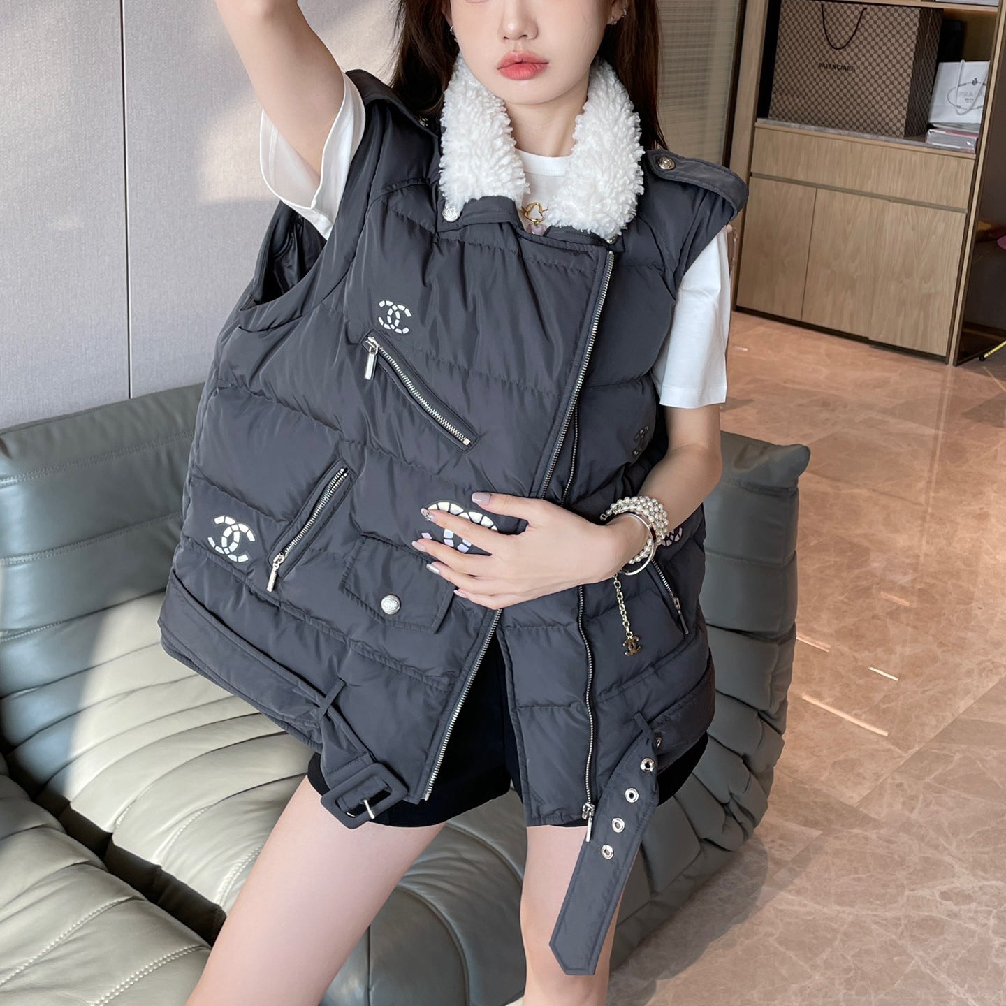 Fashionable fur collar down jacket with removable sleeves XC0723112212