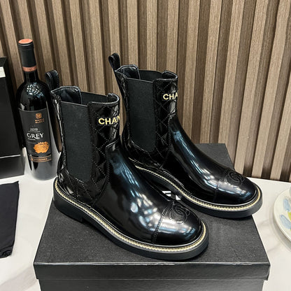 23 New fashion booties XC1823081603