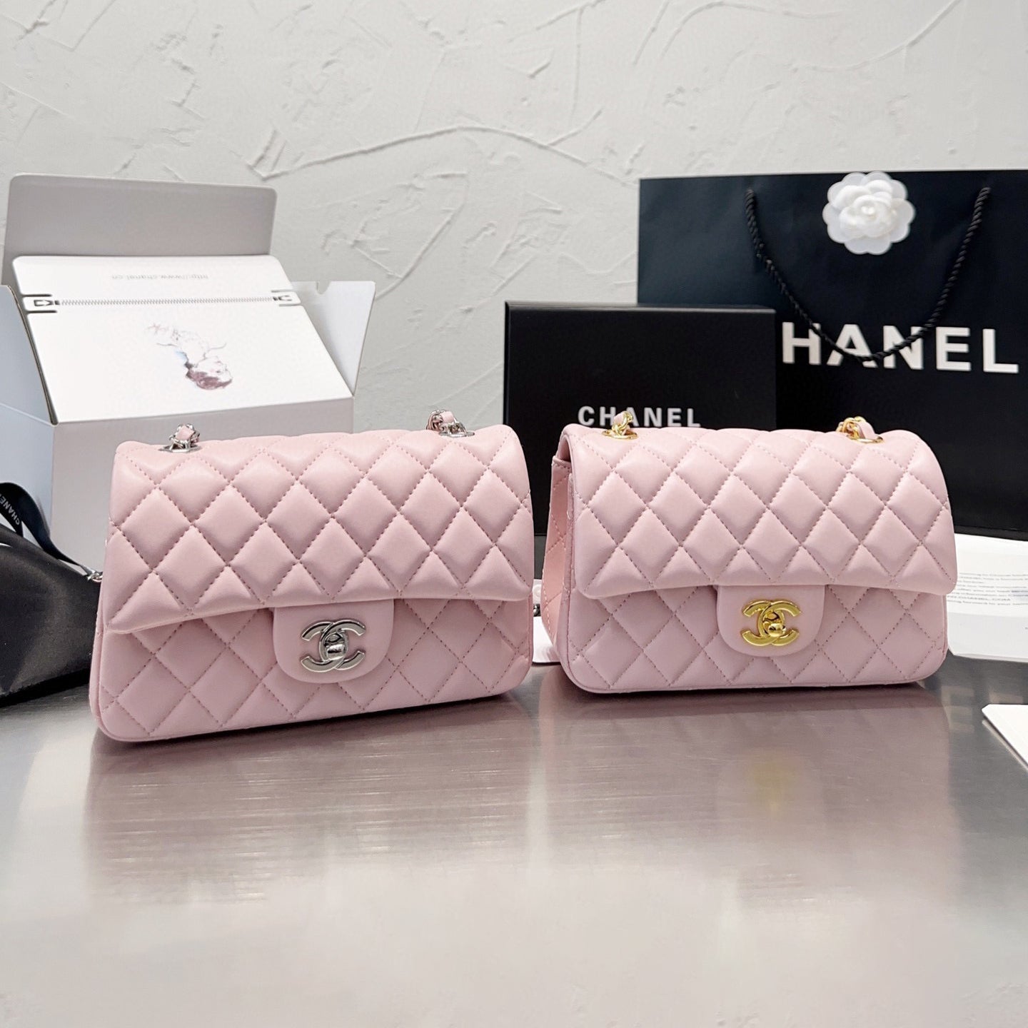 Stylish Classic CF Chain Bag XC1823081701