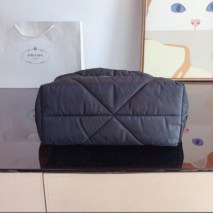 PRA New style hand-held crossbody bag XC24093002