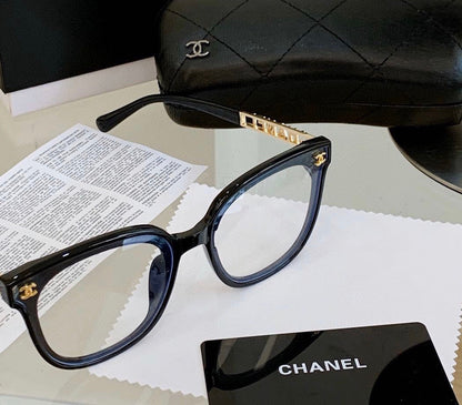 Transparent plain hollow gold label glasses XC0823101909