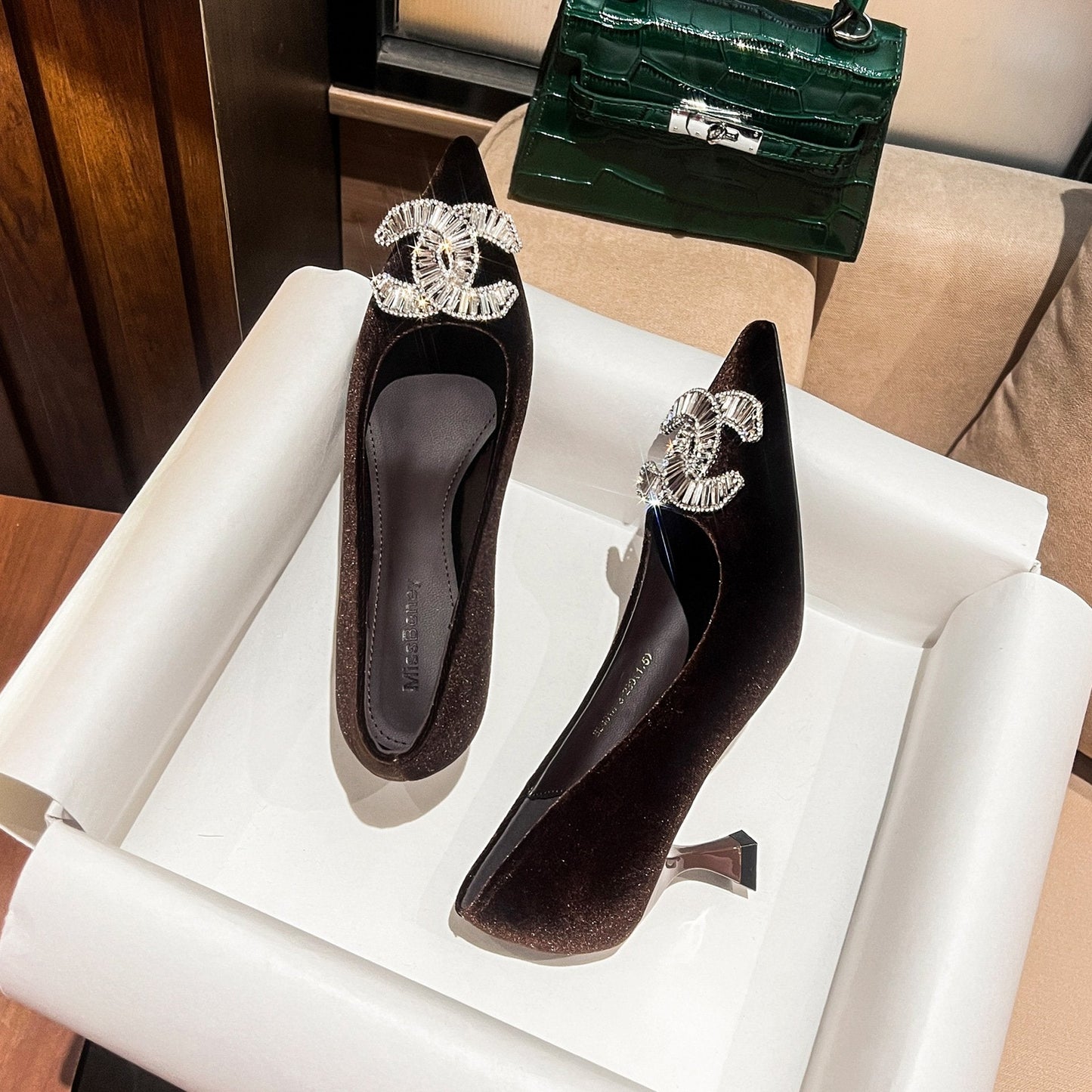 Fashion new versatile high heels 1023120518