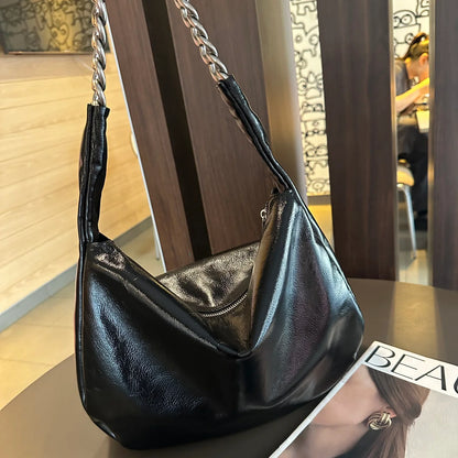 New fashionable and versatile classic crossbody bag 1024102516