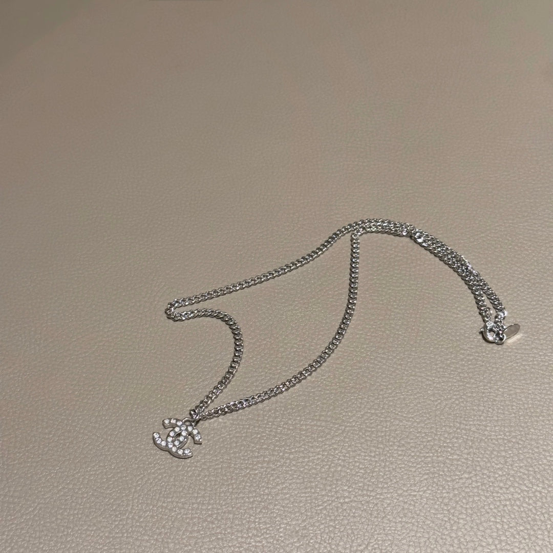 Classic double c necklace XC0823101703